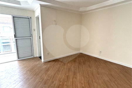 Sobrado à venda com 3 quartos, sendo 1 suíte, em Vila Invernada, São Paulo, SP