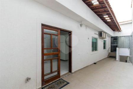 Casa à venda com 3 quartos, sendo 1 suíte, em Parque Santo Antônio, Guarulhos, SP