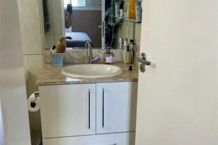 Apartamento à venda com 3 quartos, sendo 1 suíte,  em Lapa, São Paulo, SP