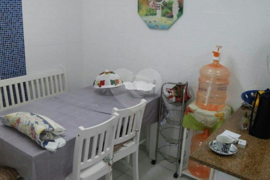 Casa à venda com 6 quartos, sendo 3 suítes, em Santana, São Paulo, SP