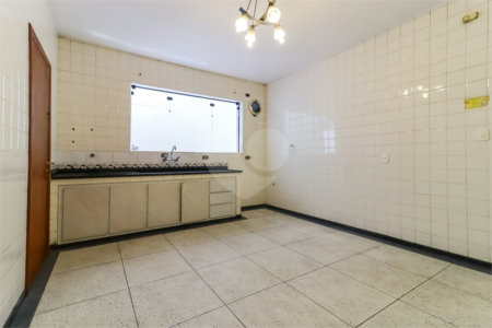 Casa à venda com 3 quartos, sendo 1 suíte,  em Brooklin Paulista, São Paulo, SP