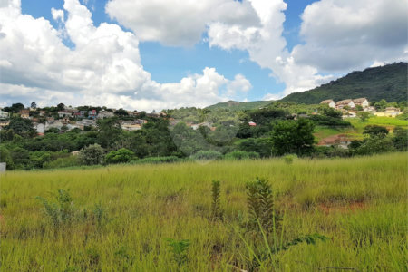 Terreno à venda em Jardim Maristela, Atibaia, SP