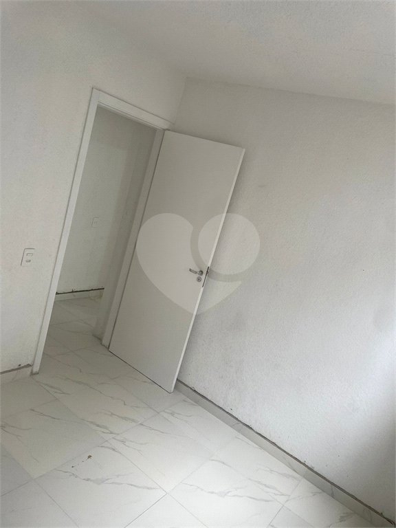 Apartamento à venda com 2 quartos em Horto, São Paulo, SP