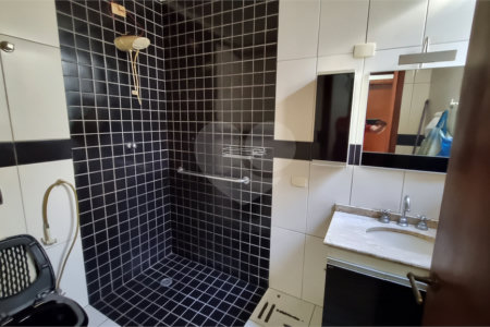 Sobrado à venda com 3 quartos, sendo 1 suíte,  em Jardim Franca, São Paulo, SP