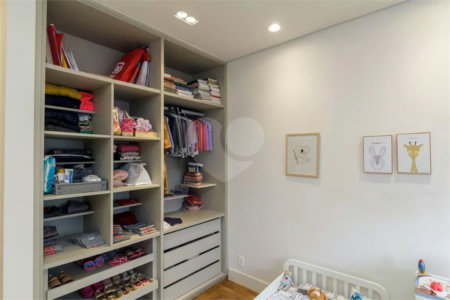 Apartamento à venda com 4 quartos, sendo 2 suítes, em Higienópolis, São Paulo, SP