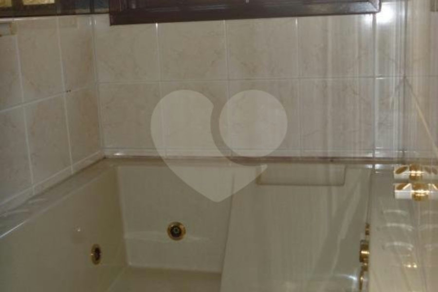 Sobrado à venda com 3 quartos, sendo 1 suíte, no Brasilândia, São Paulo, SP