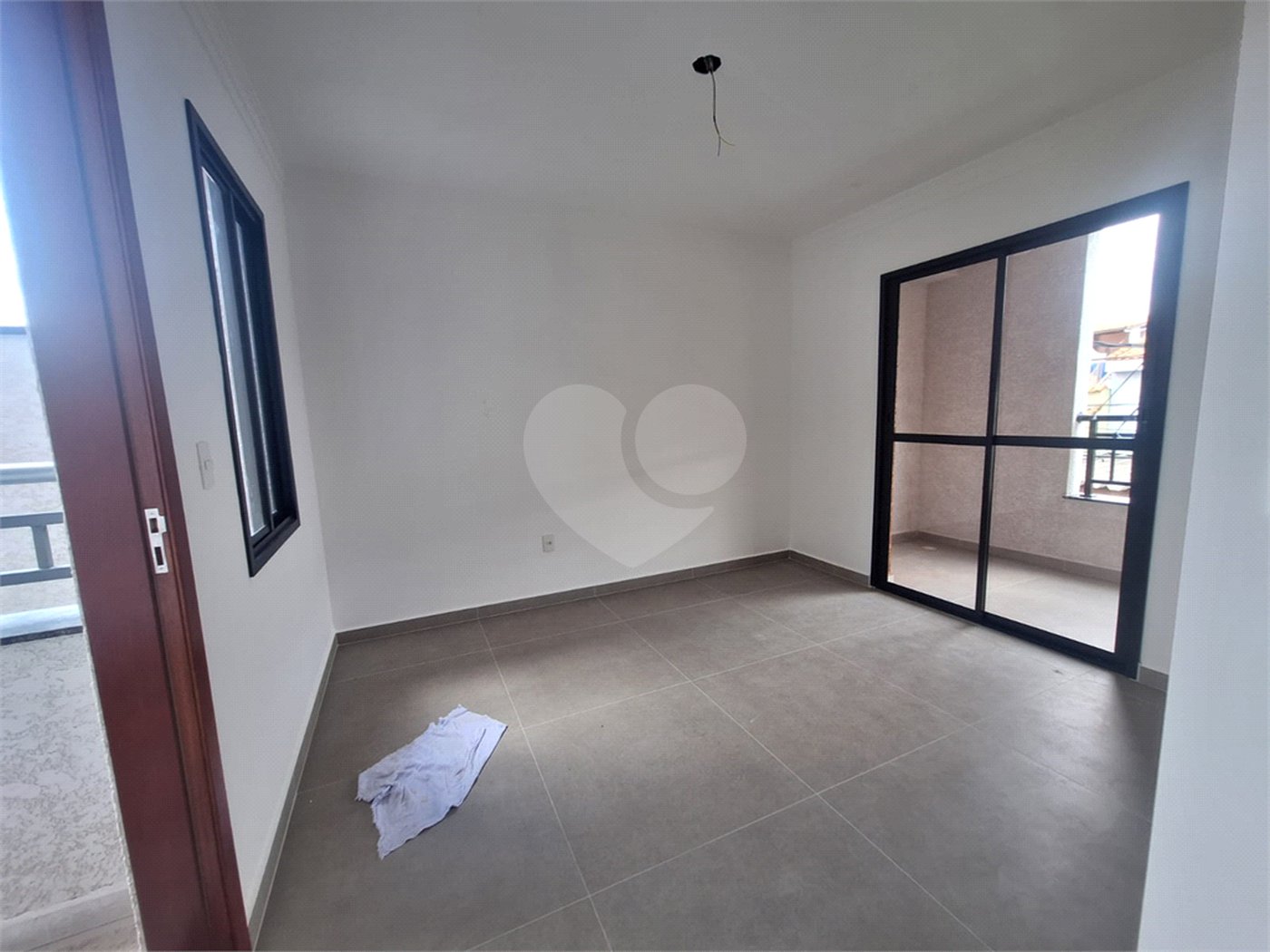 Casa à venda com 2 quartos no condomínio Ângelo Calandrino, São Paulo - SP