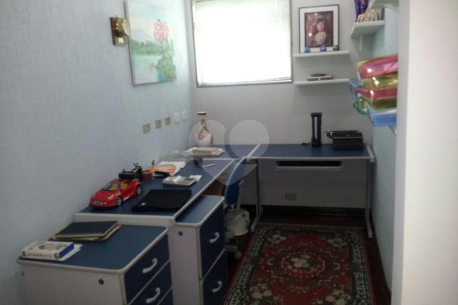 Casa Térrea à venda com 4 quartos, sendo 2 suítes,  em Jardim Floresta, São Paulo, SP