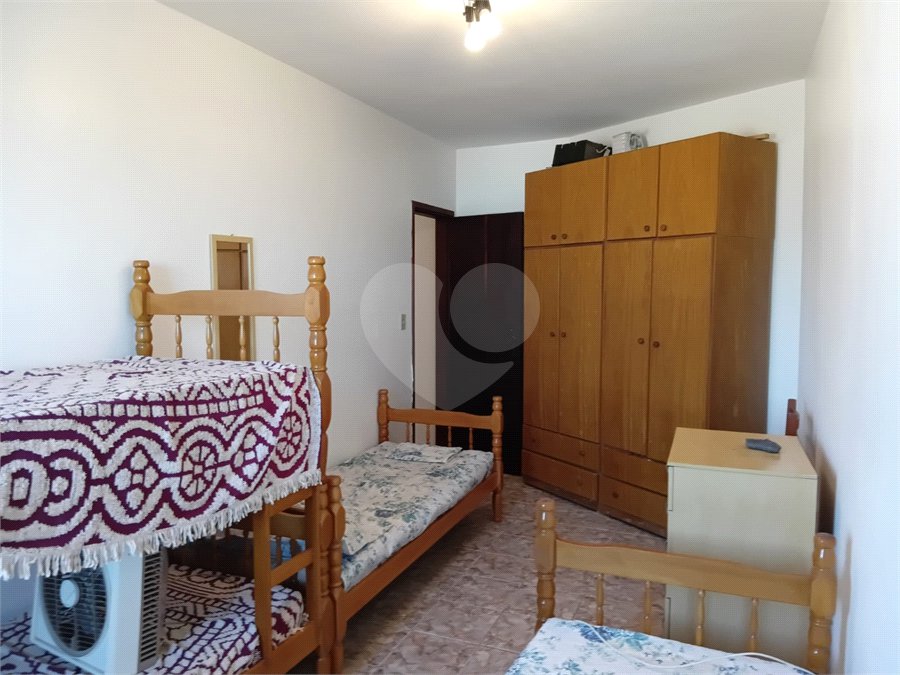 Apartamento à venda com 1 quarto em Guilhermina, Praia Grande, SP