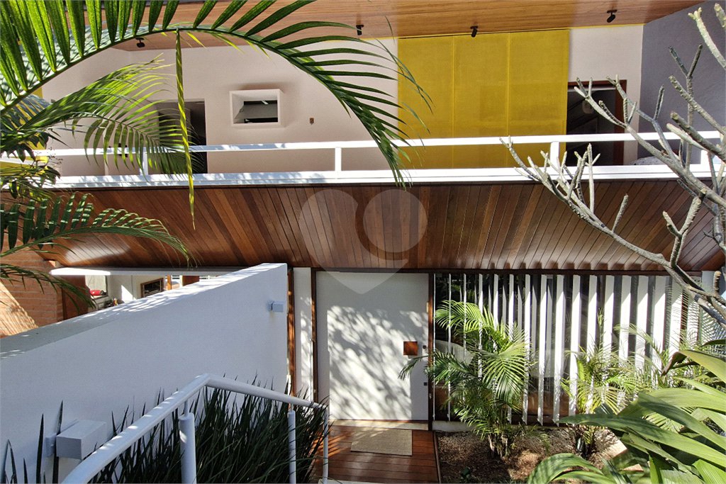 Casa à venda com 3 suítes em Jardim Prudência, São Paulo, SP