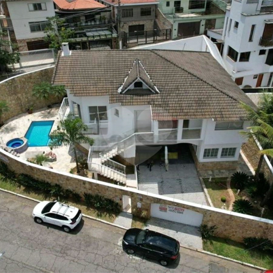 Sobrado à venda com 6 quartos, sendo 2 suítes, em Jardim Franca, São Paulo, SP