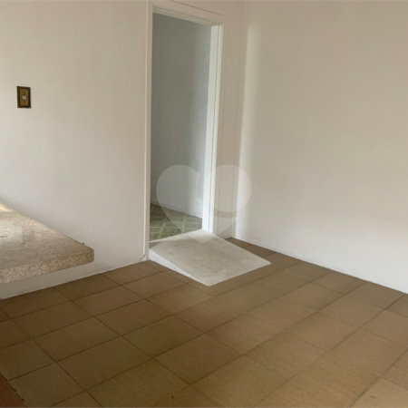 Casa à venda com 4 quartos em Vila Ipojuca, São Paulo, SP