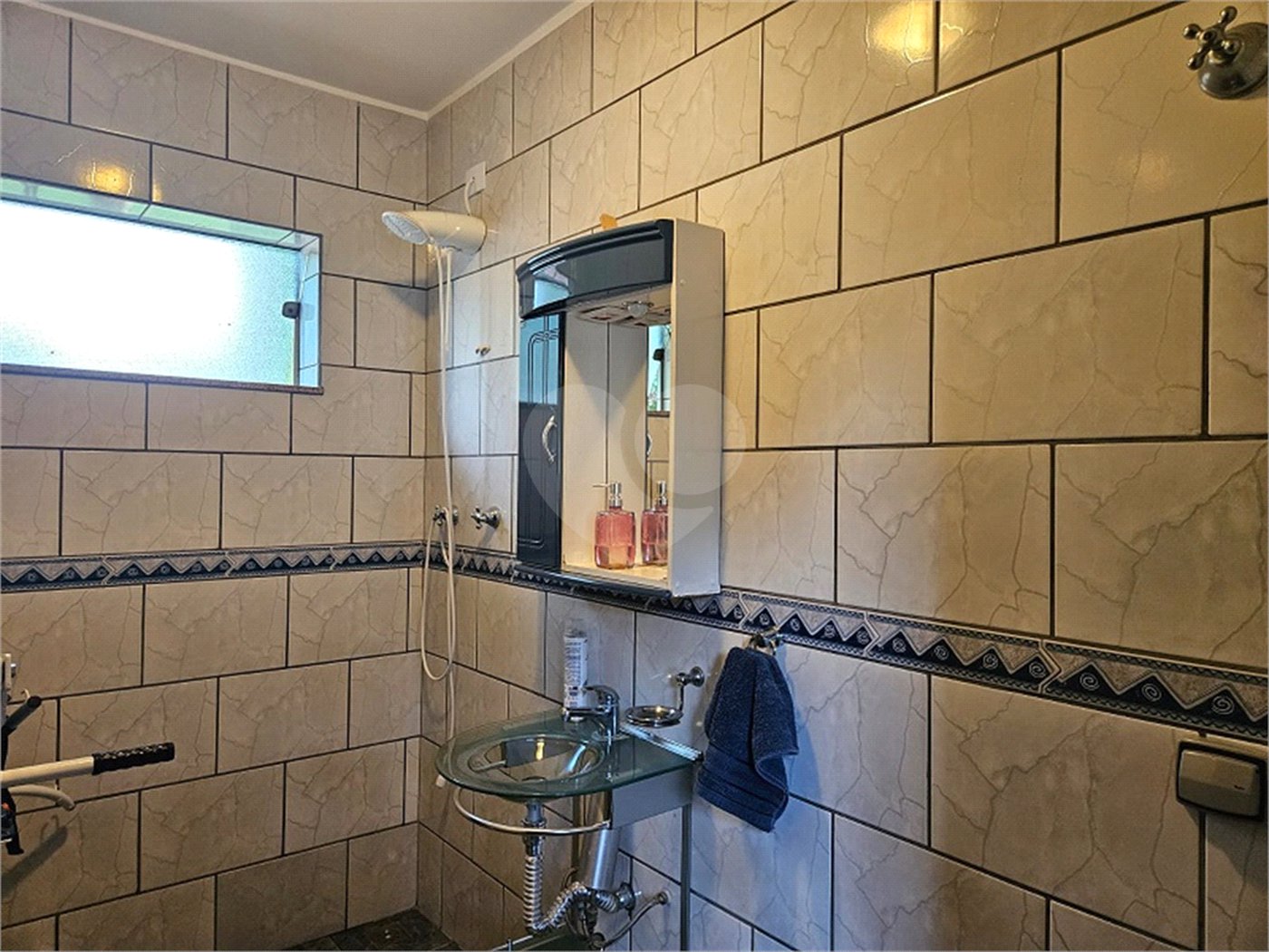 Casa à venda com 4 quartos, sendo 3 suítes, em Jardim Tapajós, Atibaia, SP