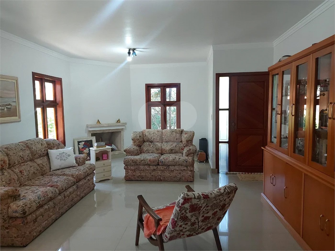 Casa à venda com 4 quartos, sendo 3 suítes, no Centro, Vinhedo, SP