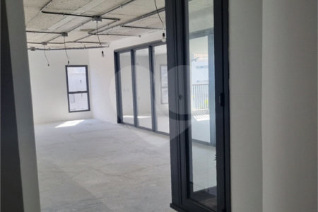 Apartamento à venda com 4 suítes em Cerqueira César, São Paulo, SP