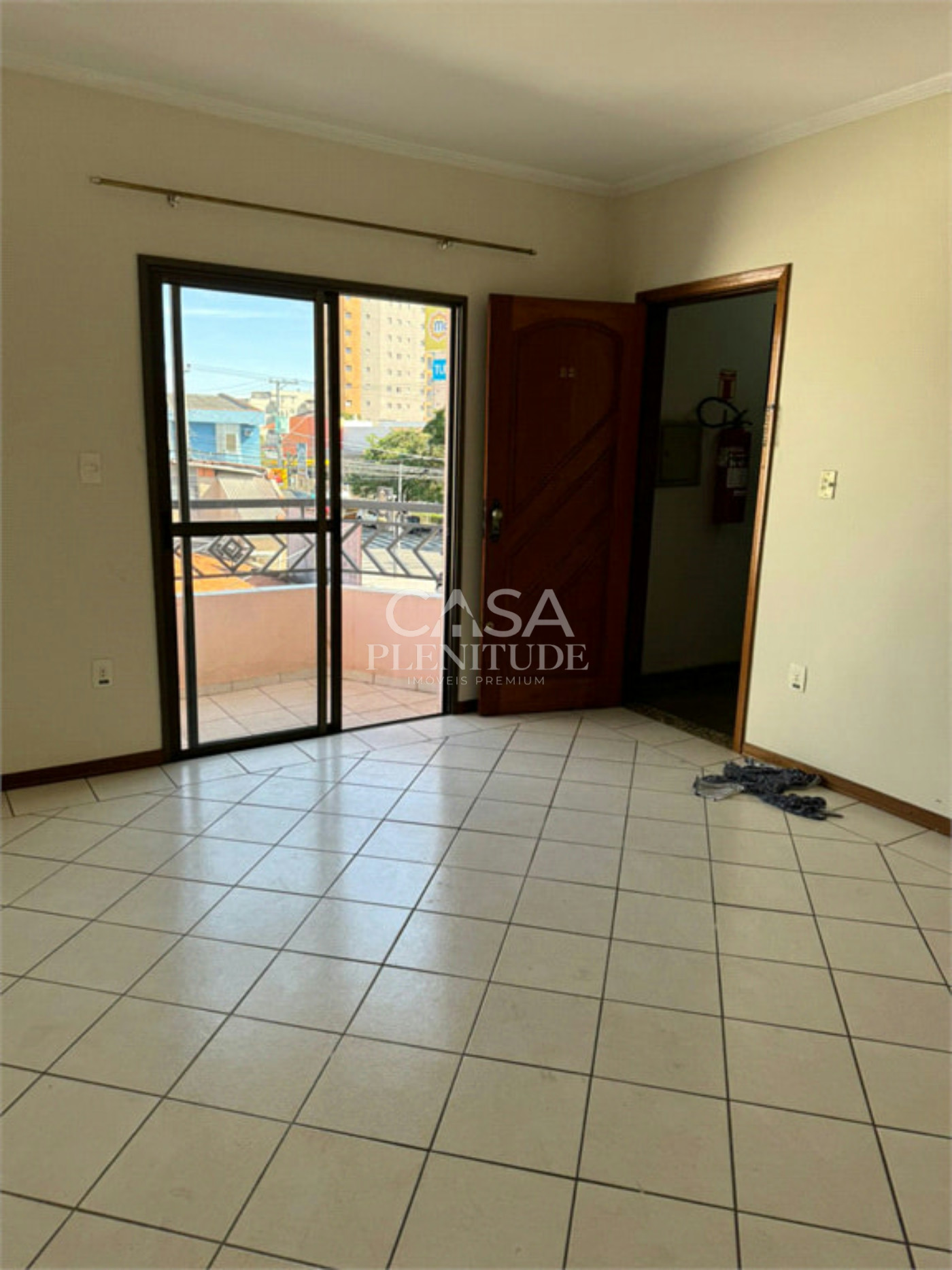 Apartamento à venda com 2 quartos, sendo 1 suíte, em Jardim Simus, Sorocaba, SP