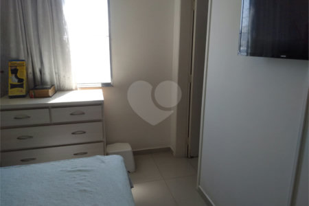 Apartamento à venda com 3 quartos, sendo 1 suíte, em Parque Santana, Mogi das Cruzes, SP