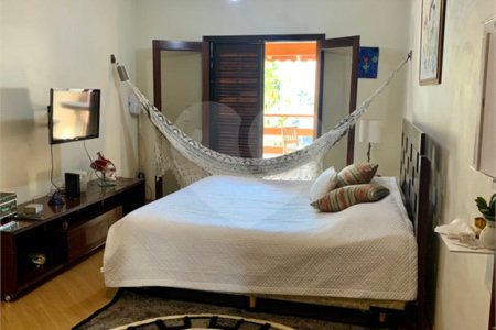 Sobrado à venda com 3 quartos, sendo 1 suíte, em Jardim Marajoara, São Paulo, SP
