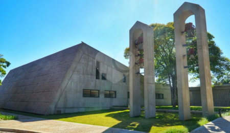 Casa à venda com 4 suítes no condomínio Vale da Santa Fé, Vinhedo - SP