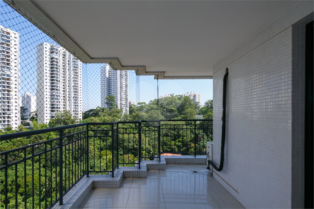 Apartamento à venda ou para alugar com 4 suítes em Jardim Marajoara, São Paulo, SP