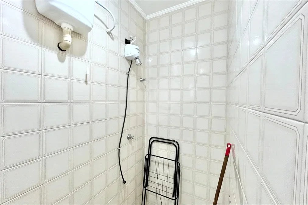 Sobrado à venda com 3 quartos, sendo 1 suíte, em Vila Vitório Mazzei, São Paulo, SP