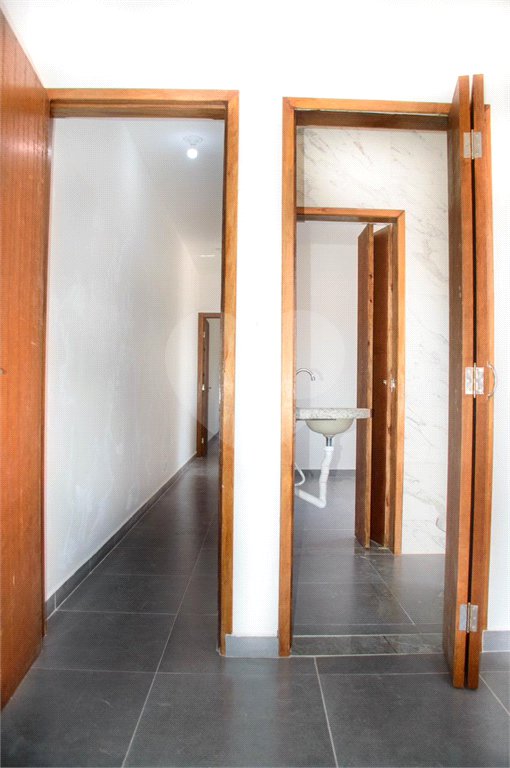 Sobrado à venda com 3 quartos, sendo 1 suíte,  em Serra da Cantareira, Mairiporã, SP