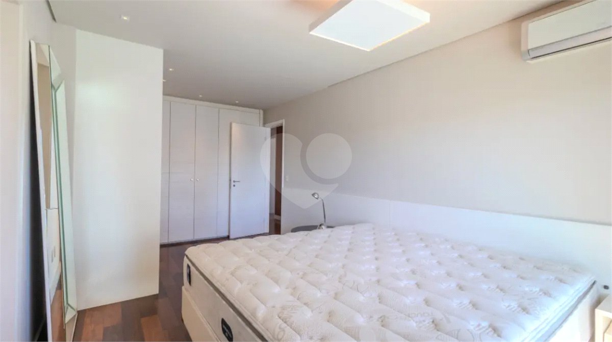 Apartamento à venda com 4 quartos, sendo 3 suítes, em Cidade Monções, São Paulo, SP