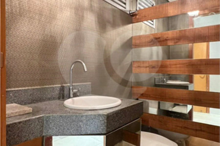 Apartamento à venda com 3 quartos, sendo 1 suíte, no Centro-norte, Cuiabá, MT