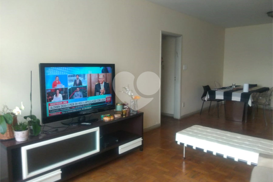 Apartamento à venda com 3 quartos, sendo 2 suítes,  em Perdizes, São Paulo, SP