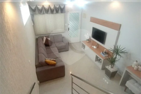 Sobrado à venda com 3 quartos, sendo 1 suíte, em Vila Gustavo, São Paulo, SP