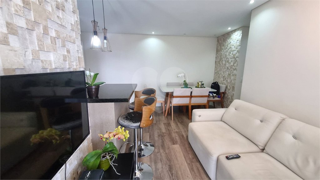 Apartamento à venda com 3 quartos, sendo 1 suíte,  em Chácara São João, São Paulo, SP