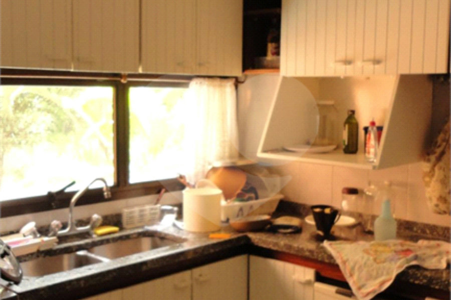 Apartamento à venda com 3 quartos, sendo 1 suíte,  em Jardim Sul, São Paulo, SP