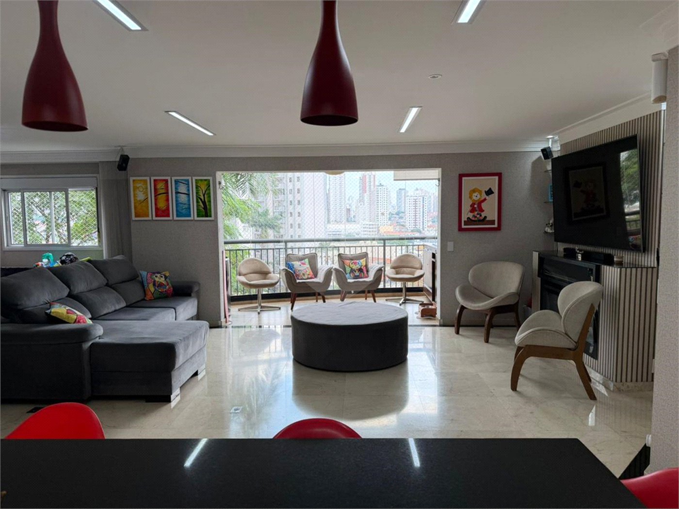 Apartamento à venda com 3 quartos, sendo 1 suíte,  em Vila Regente Feijó, São Paulo, SP