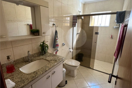 Casa à venda com 4 quartos, sendo 1 suíte, em Vila Henrique, Salto, SP