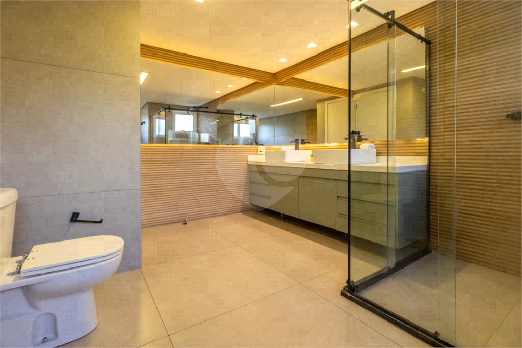 Apartamento à venda com 3 suítes em Alto da Boa Vista, São Paulo, SP