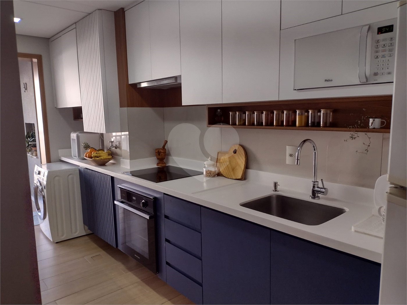 Apartamento à venda com 3 quartos, sendo 1 suíte,  em Campo Grande, São Paulo, SP