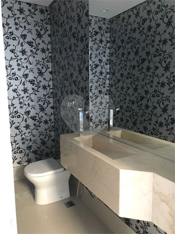 Casa à venda com 6 quartos, sendo 3 suítes, no condomínio Jardim Vila Paradiso, Indaiatuba - SP