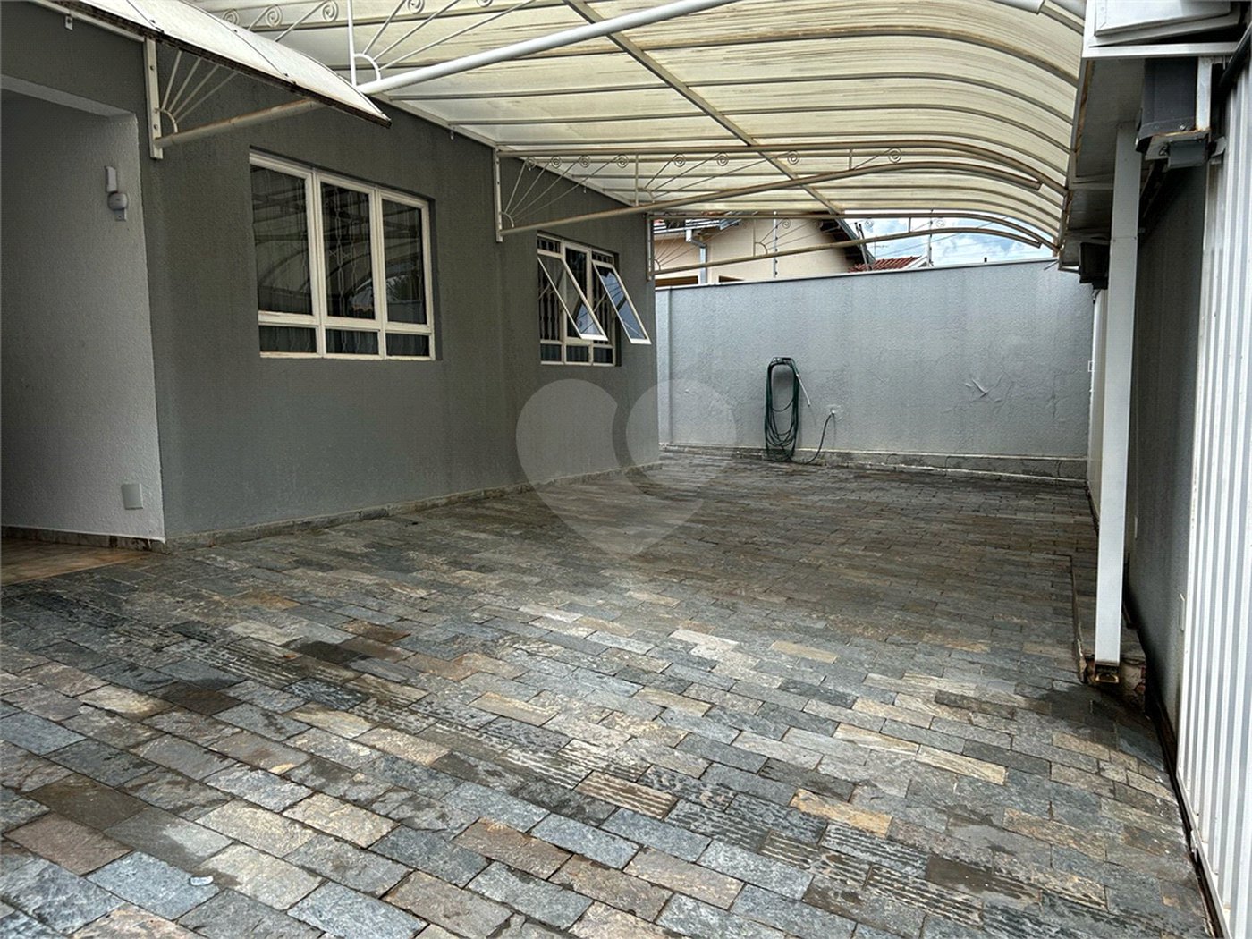 Casa à venda com 4 quartos em Jardim das Estações (vila Xavier), Araraquara, SP