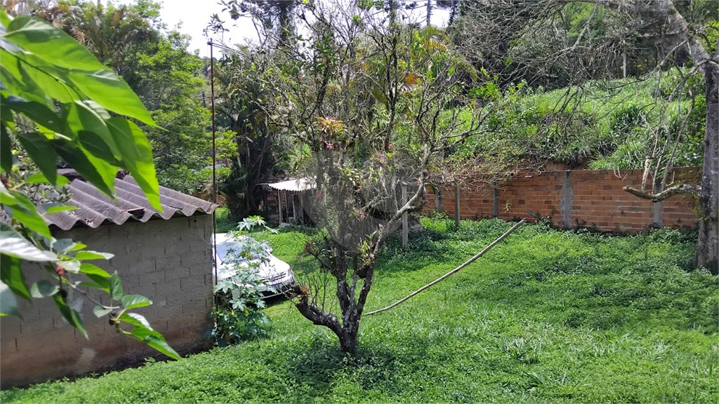 Chácara à venda com 2 quartos em Vila Caputera, Mogi das Cruzes, SP