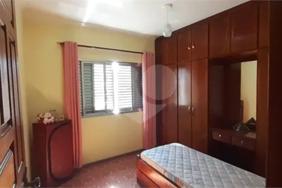 Sobrado à venda com 3 quartos, sendo 1 suíte, em Jaraguá, São Paulo, SP