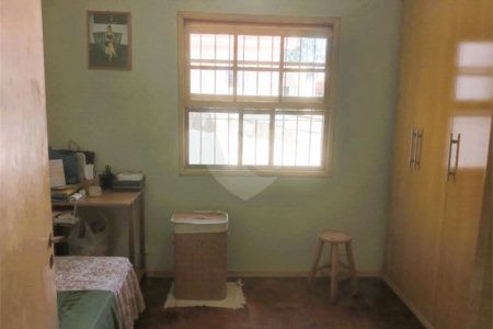 Sobrado à venda com 2 quartos em Chácara Recanto, Cotia, SP