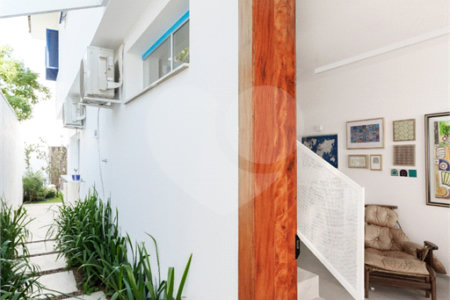 Sobrado à venda com 3 quartos, sendo 1 suíte,  em Brooklin Paulista, São Paulo, SP