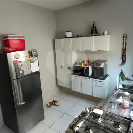 Casa de Vila para alugar com 2 quartos em Lopes de Oliveira, Sorocaba, SP