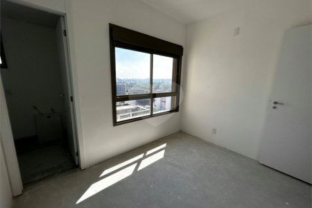 Apartamento à venda com 4 quartos, sendo 2 suítes,  em Vila Clementino, São Paulo, SP