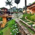 Casa à venda com 4 quartos, sendo 2 suítes, no condomínio Parque Imperial da Cantareira, Mairiporã - SP