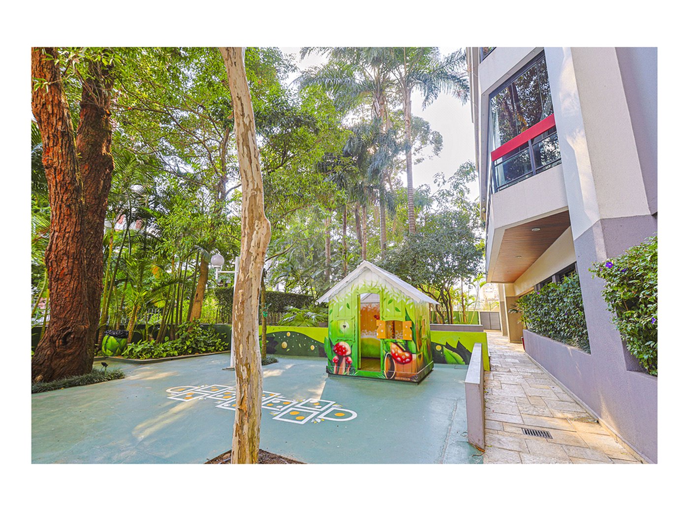 Apartamento à venda com 3 quartos, sendo 1 suíte, em Pinheiros, São Paulo, SP