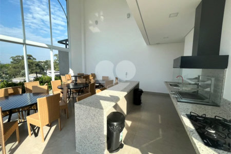 Casa à venda ou para alugar com 3 suítes no condomínio Quinta das Parreiras, Valinhos - SP