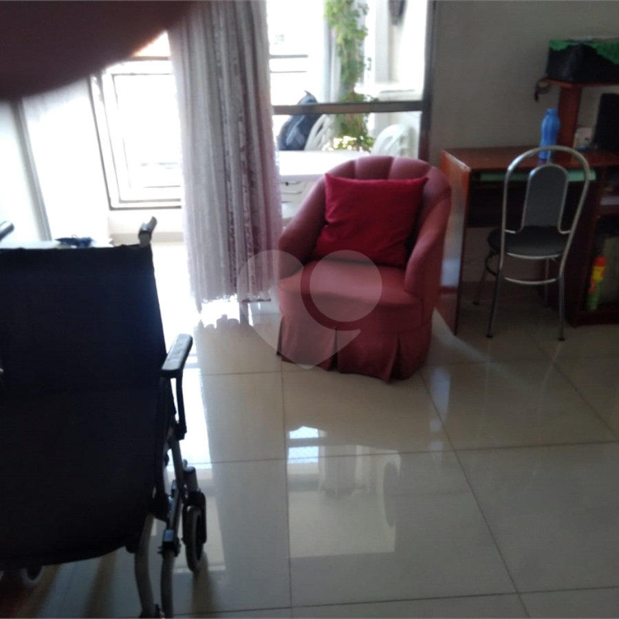 Apartamento à venda com 3 quartos, sendo 1 suíte, em Parque Santana, Mogi das Cruzes, SP