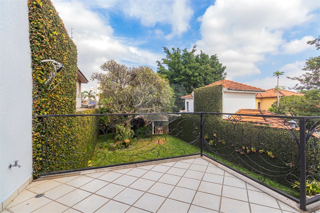 Casa à venda com 4 quartos, sendo 3 suítes, em Brooklin, São Paulo, SP