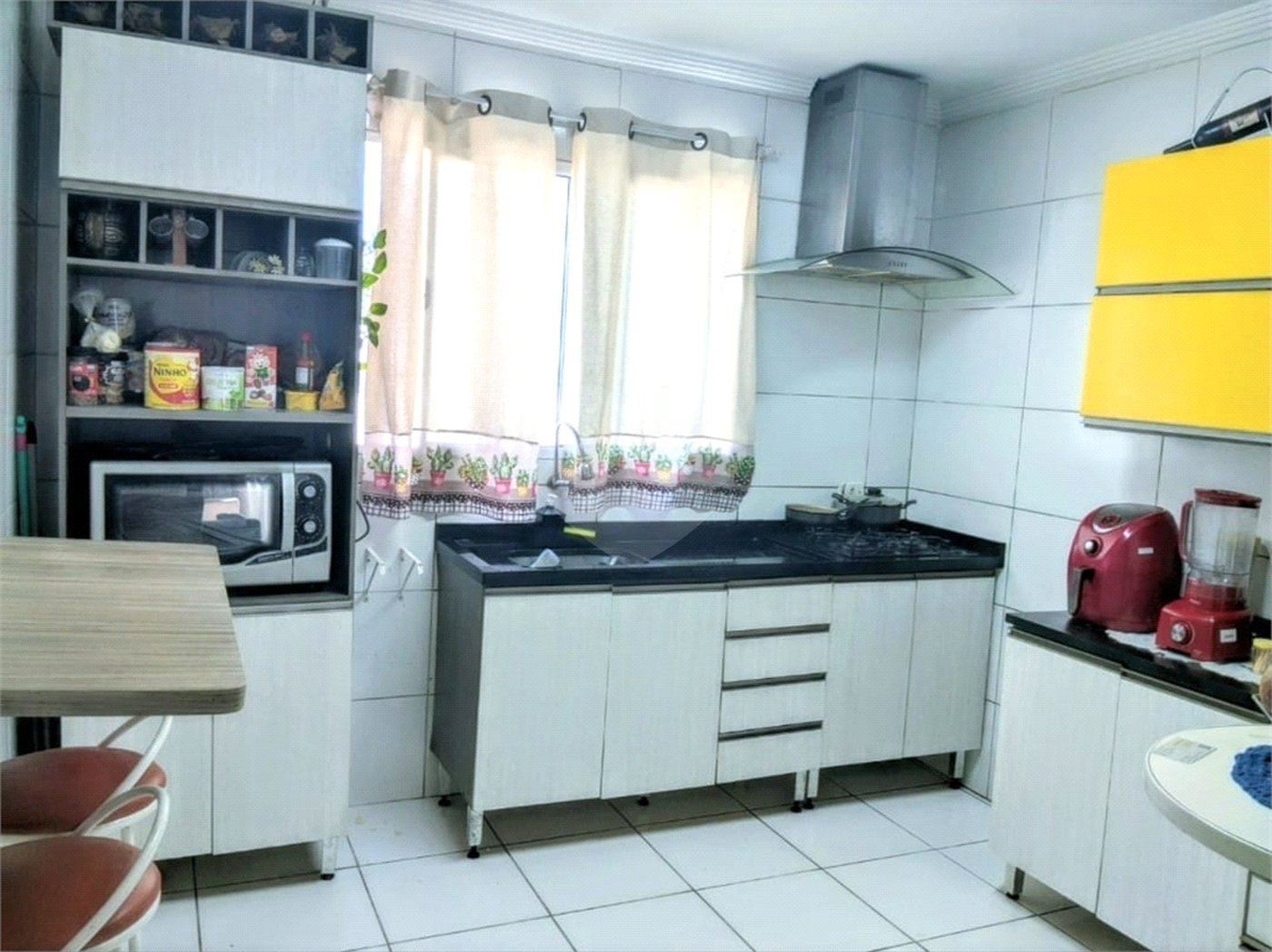 Casa à venda com 2 quartos no condomínio Villaggio Dona Regina, São Paulo - SP